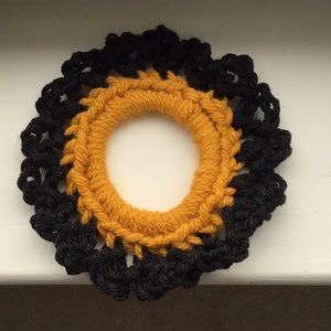 Hair Scrunch Steeler Handmade Crochet